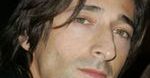 Adrien Brody jak Arnold Schwarzenegger