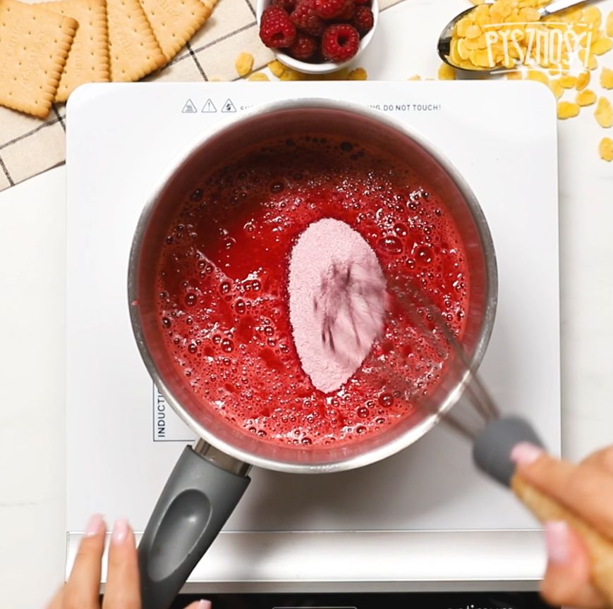 Raspberries with jelly