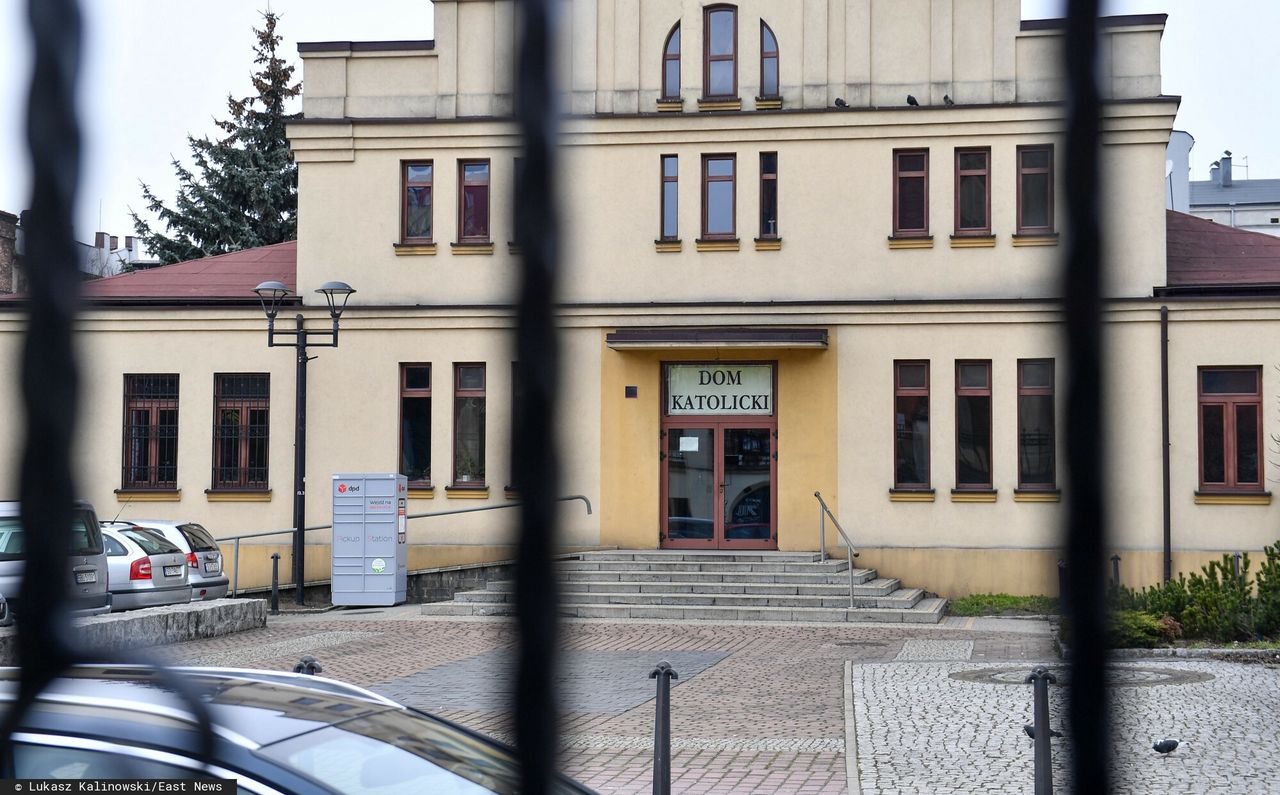 Ludzie wstrząśnięci. Są wyniki sekcji zwłok duchownych z Sosnowca