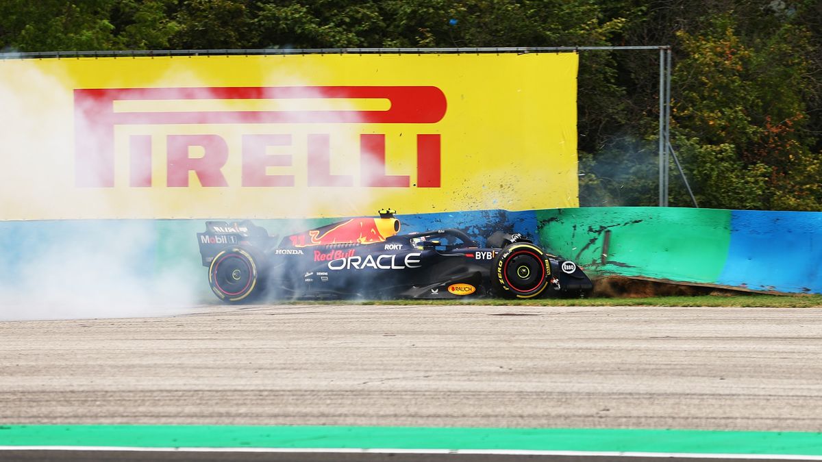 Zdjęcie okładkowe artykułu: Getty Images / Bryn Lennon - Formula 1 / Na zdjęciu: Sergio Perez