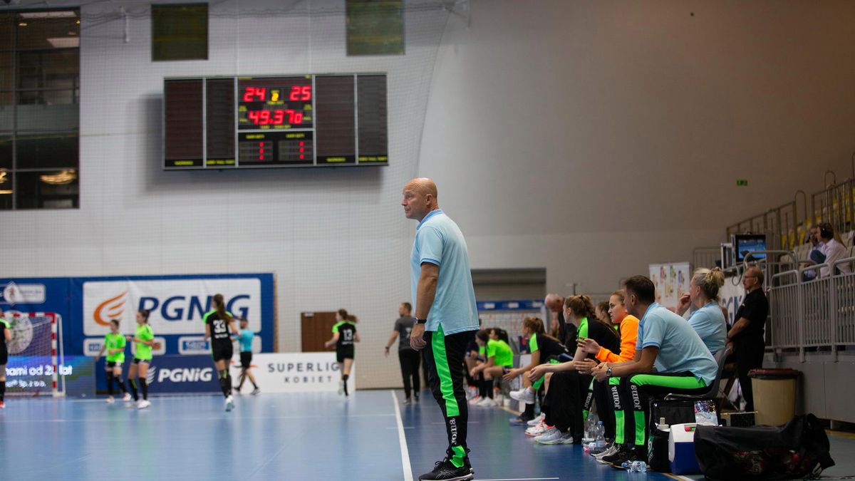Materiały prasowe / PGNiG Superliga Kobiet / Na zdjęciu Witalij Andronow, trener Galiczanki Lwów