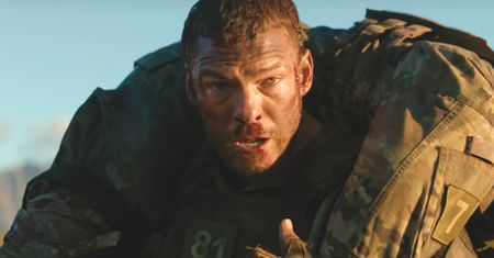 Krew, wybuchy i totalna demolka. Idealny odmóżdżacz od Netfliksa
