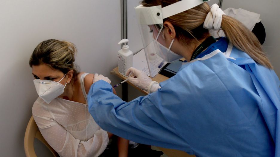 AstraZeneca. Szczepionka przeciw COVID-19