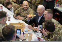 Joe Biden spotkał się z żołnierzami. Poczęstowali go pizzą