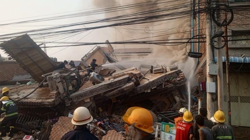 Akcja ratunkowa po trzęsieniu ziemu w Mjanmie