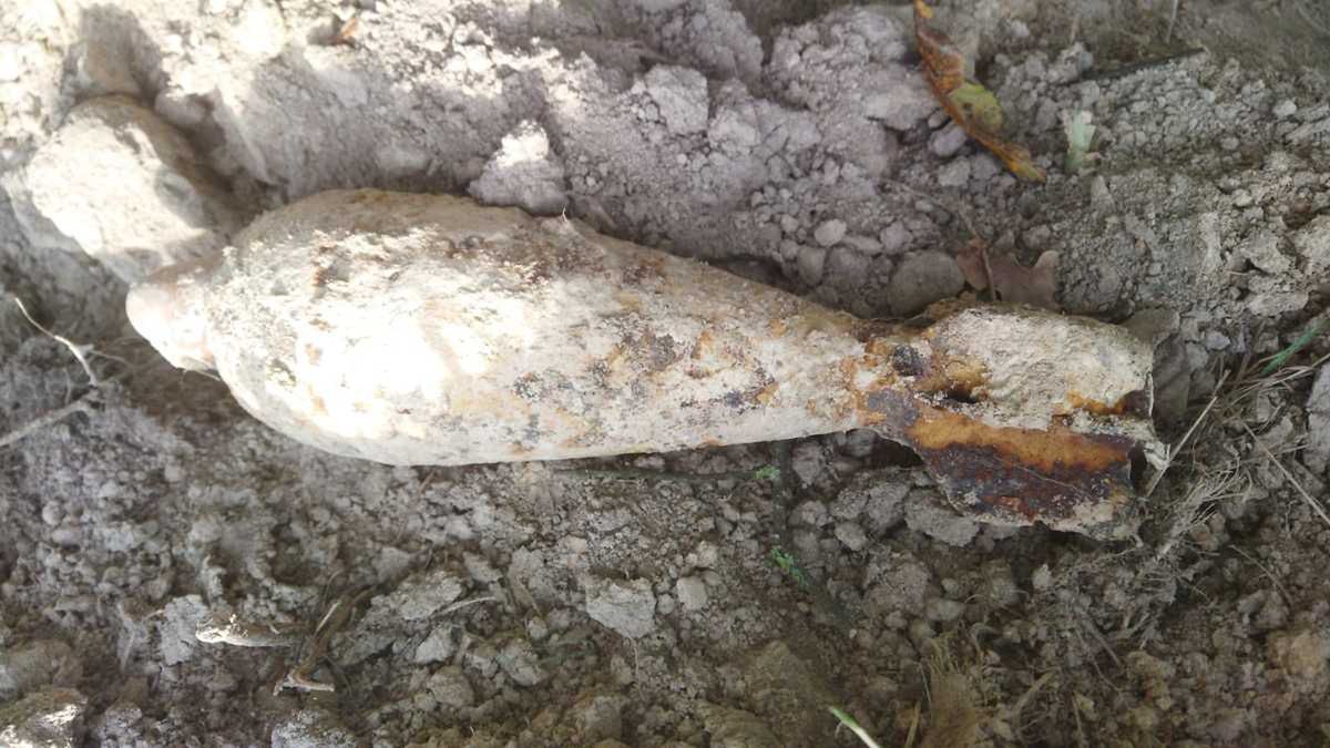 Niebezpieczne znalezisko. Rolnik od razu zadzwonił na policję