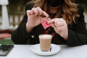 Popularny zamiennik cukru może zwiększać ryzyko udaru. Zaskakujące wyniki badań