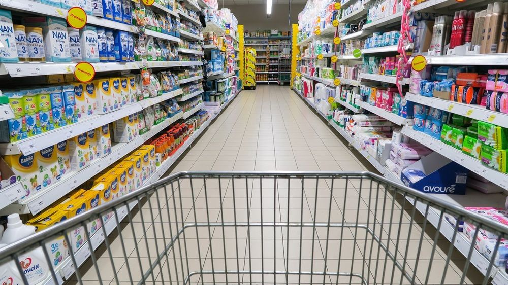 - Nie chcemy postrzegać e-commerce jako konkurencji dla sklepów stacjonarnych. Tu nie chodzi o odbieranie sobie klientów, ale o sprawdzenie, jak działania online przekładają się na sprzedaż offline.