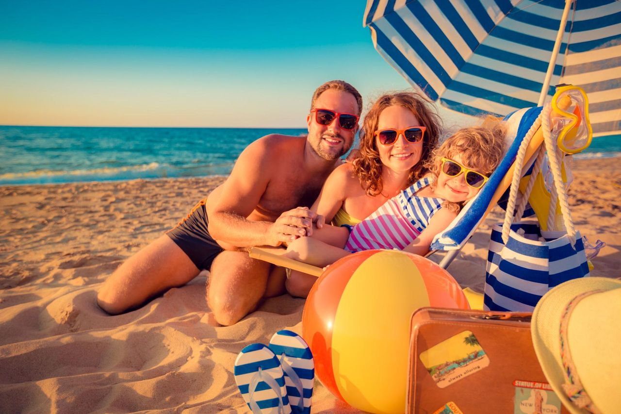 Choroby skóry wywołane przez słońce. Uważaj podczas opalania