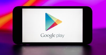 Sklep Google Play: trojan trafił do 100 tys. telefonów