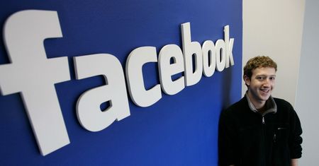 Facebook zbliża się do ściany. Akcje mocno w dół