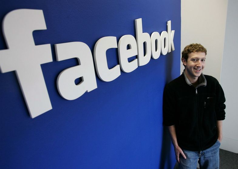 Facebook zbliża się do ściany. Akcje mocno w dół