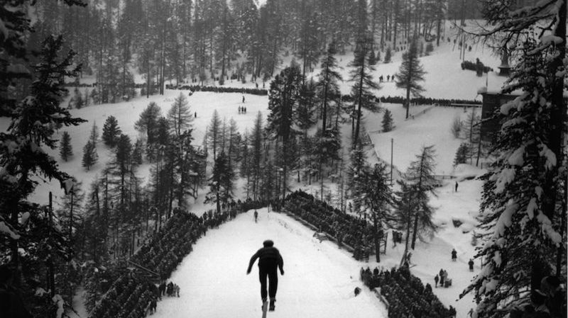 Zdjęcie okładkowe artykułu: Getty Images / Topical Press Agency / Skocznia w Sankt Moritz, rok 1924