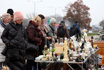 Lublin: Polowanie na retro perełki i przedmioty z duszą. Szukajcie się na zdjęciach z listopadowej Giełdy Staroci