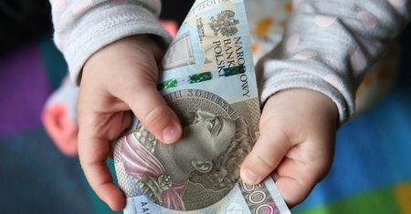 Dodatkowe pieniądze na dzieci. Trzeba się pospieszyć z formalnościami