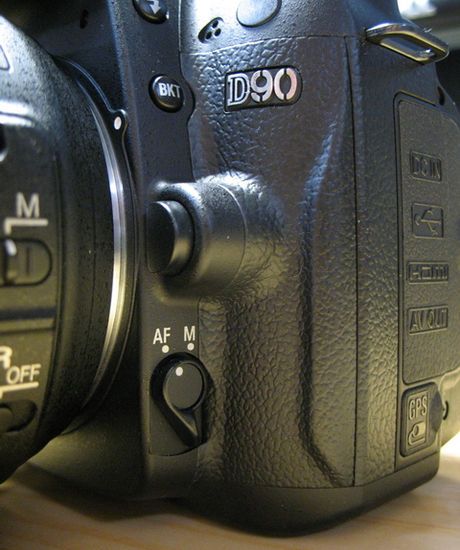 Plotki: Nikon D90 ? w końcu ?prawidziwe? zdjęcie?