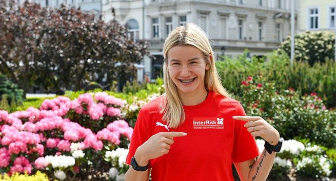 Pięcioboistka Adrianna Sułek ambasadorką reklamową InterRisk