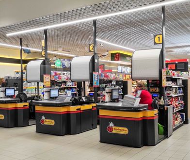 Klienci mają dość limitów w Biedronce. Znaleźli sposób, jak je ominąć