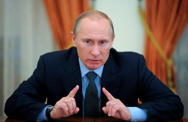 Putin ostrzega przed wyborem "niewłaściwej" partii