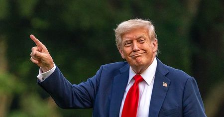 "Nadzwyczajna eskalacja". Trump chce 10 mld dol. odszkodowania