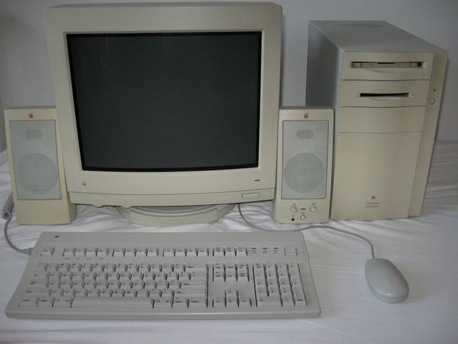 Macintosh Quadra, fot. gona.eu, CC-BY-SA-3.0