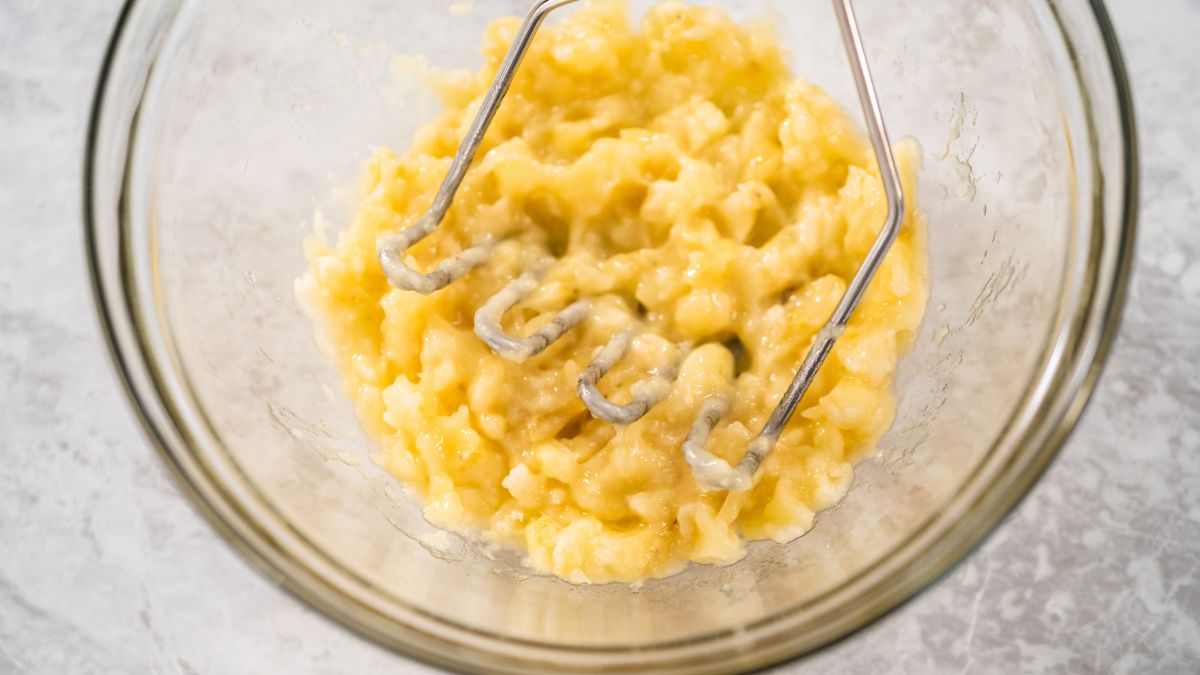 Rozgnieć banan z łyżeczką sody. Rodzina będzie przecierać oczy ze zdumienia