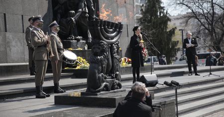 Getto warszawskie. Obchody 78. rocznicy wybuchu powstania [ZDJĘCIA]