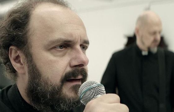 Wojciech Smarzowski wyreżyserował piosenkę „Pismo” księży z Dr. Misio