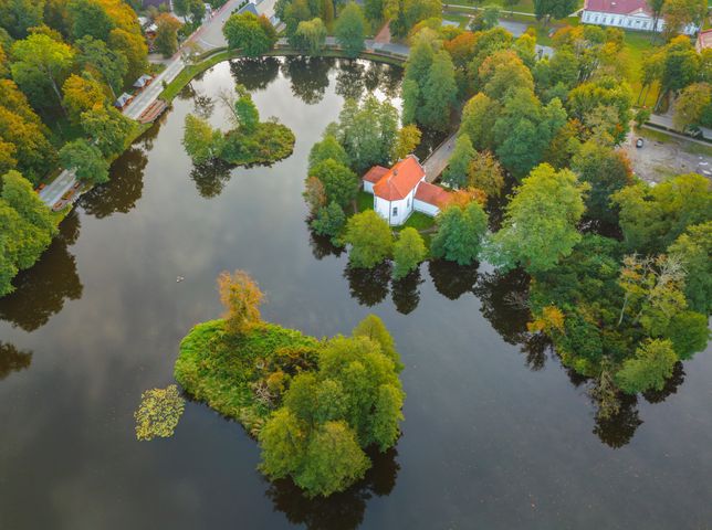 Kościół "Na Wodzie" w Zwierzyńcu"