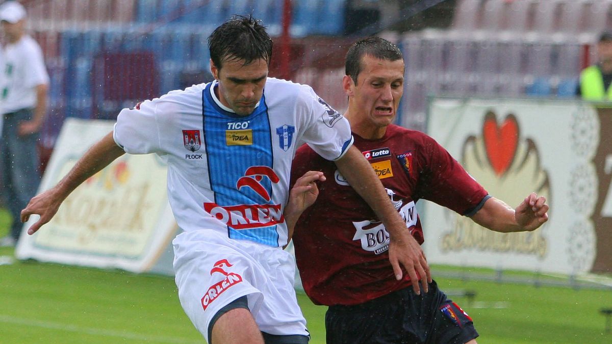 Mecz Wisły Płock z Pogonią Szczecin w 2005 roku nie był ciekawym sportowym wydarzeniem