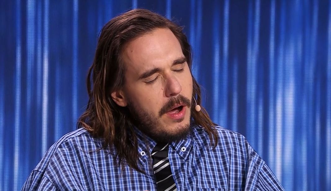 Miuosh w "Must Be the Music"