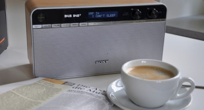 Nadawca publiczny kończy emisję w FM. Dalszy odbiór przez DAB+