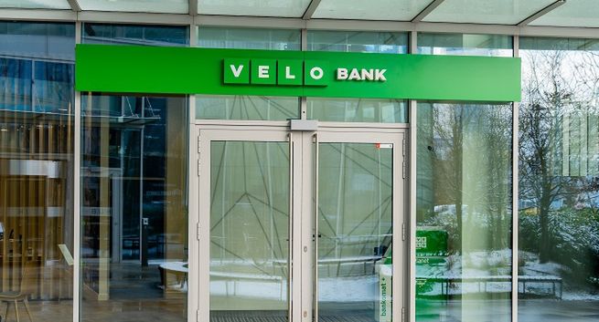 VeloBank po rebrandingu promuje się jako "bank pozytywnych wartości"