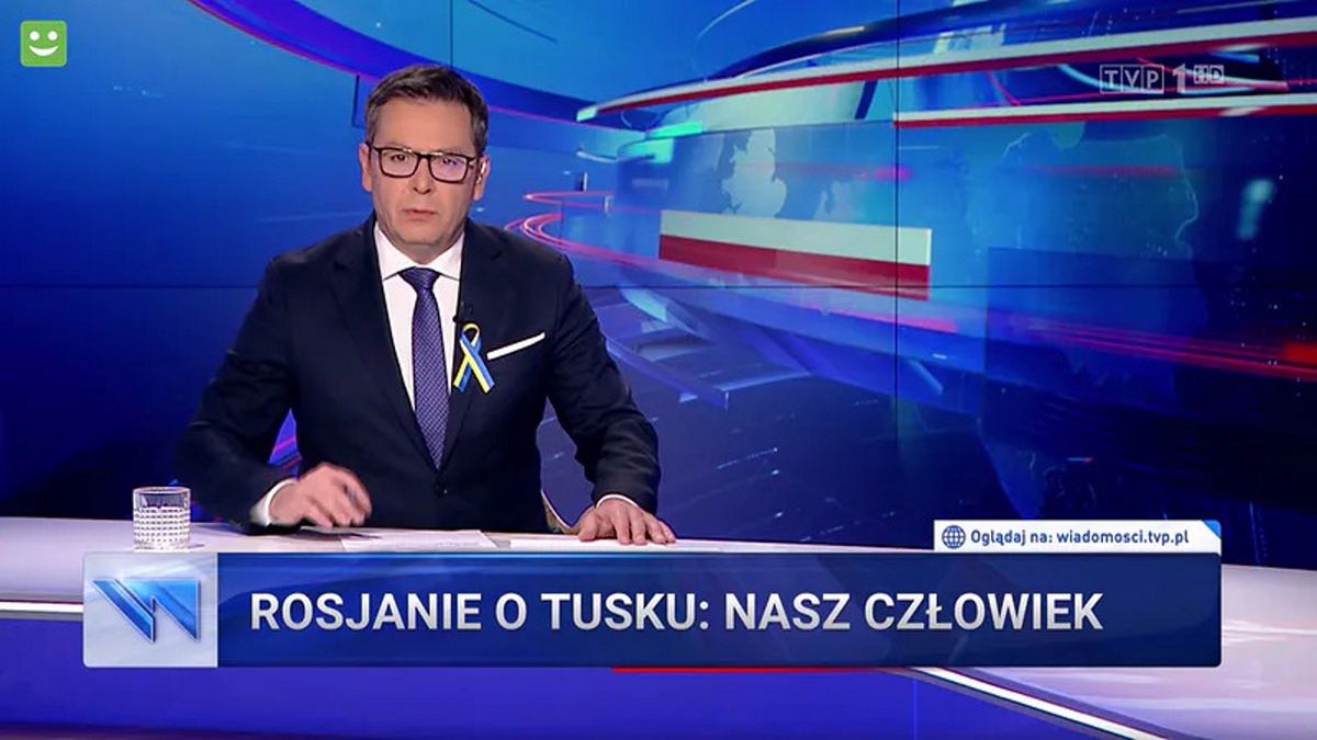 "Wiadomości" uderzyły w Piotra Kraśkę i Beatę Tadlę 