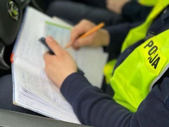 Przyjechał zgłosić interwencję. Okazało się, że nie ma prawa jazdy