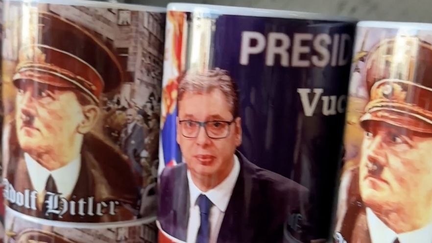 Hitler na kubeczkach w bułgarskim kurorcie. Ale nie tylko