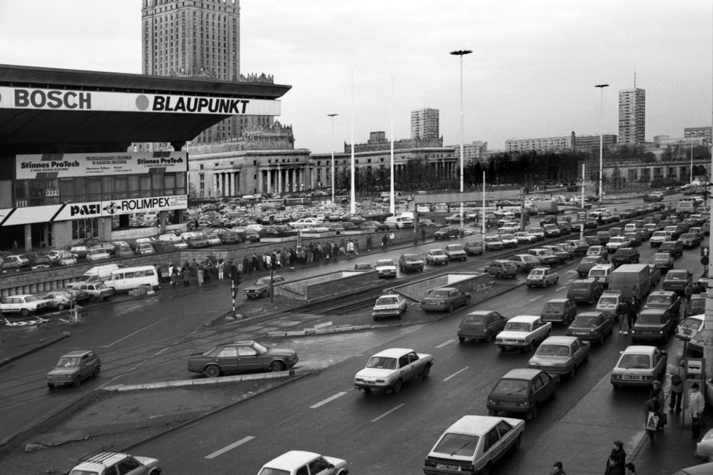 Antyprzewodnik turystyczny, czyli Polska lat 90. według Michała Wasążnika 2
