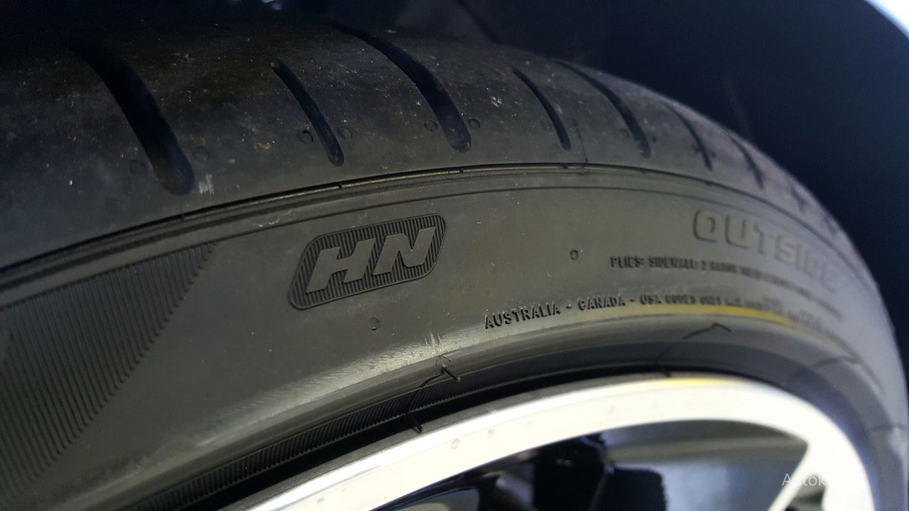 HN na ogumieniu oznacza przygotowanie ich specjalnie do Hyundaia i30 N. Niezależnie od tego, czy na felgach macie Micheliny czy Pirelli.