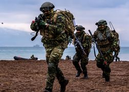 BBC Brit HD NATO: powstrzymać Putina