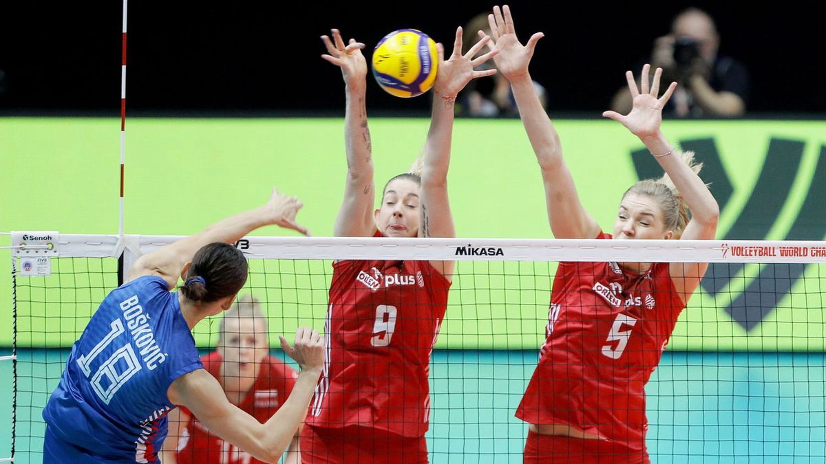 PAP / Tomasz Wiktor / Na zdjęciu: Magdalena Stysiak (z lewej) i  Agnieszka Korneluk (z prawej)