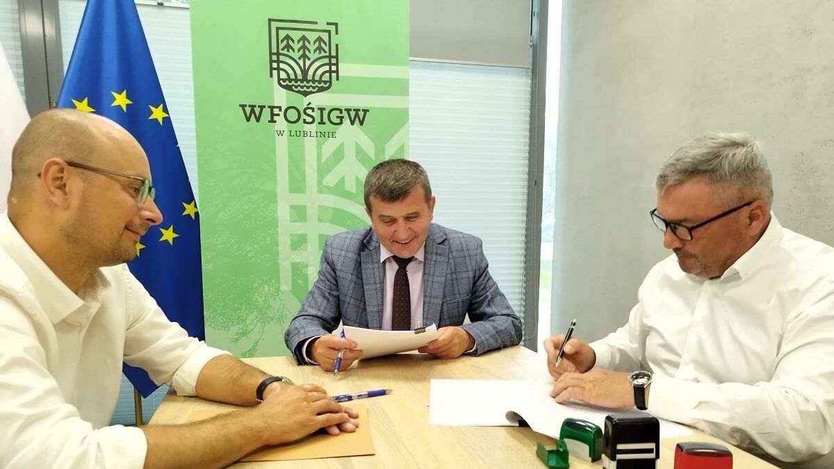 Podpisanie umowy Ciepłe Mieszkanie