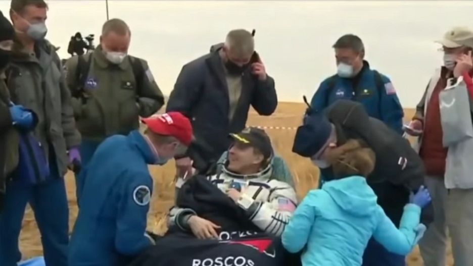 Rosyjsko-amerykańska załoga stacji kosmicznej ISS powróciła na Ziemię