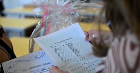 Koniec pasków na świadectwach? "Spuścizna po ZSRR"