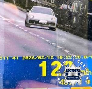 122 km/h w terenie zabudowanym. Kierowca Porsche z Sandomierza stanie przed sądem
