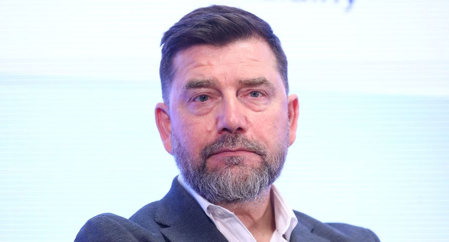 Szef Newsmax Polska: Nie będziemy się utrzymywali z wpłat telewidzów [WYWIAD]