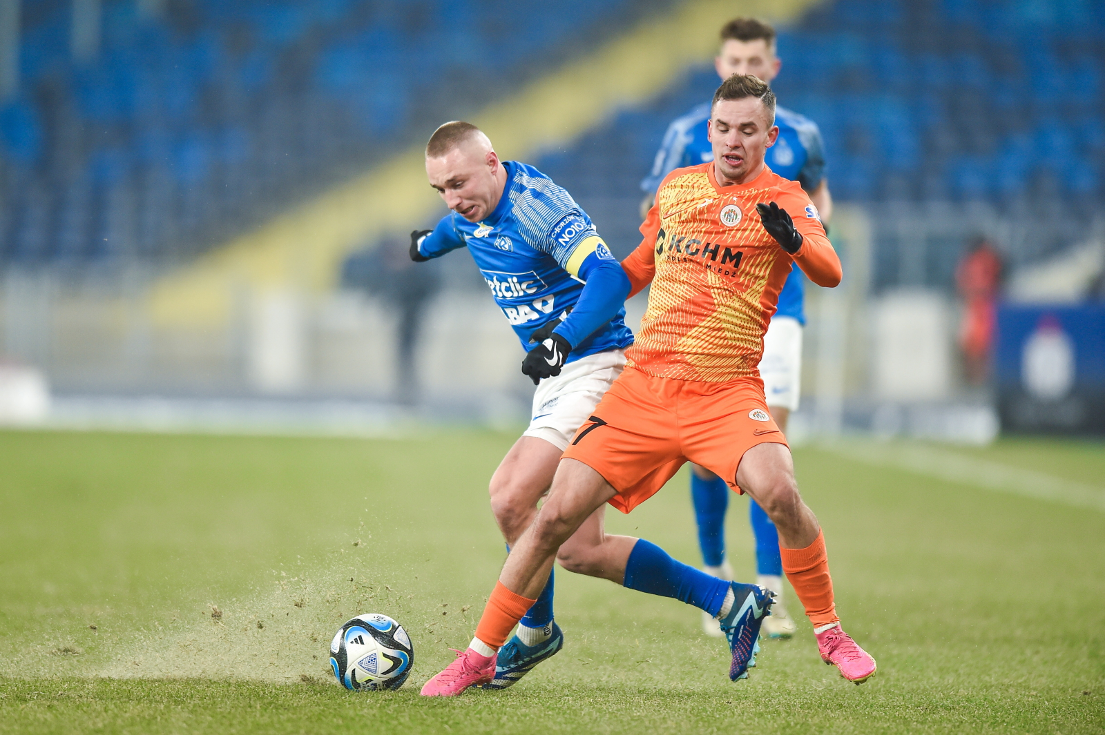 Chase, “World Stadiums” goal and a red card.  Evolution in Silesian Stadium