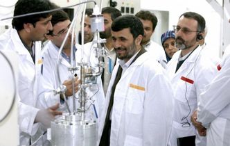 Atom w Iranie. Stany Zjednoczone zostrzają kurs