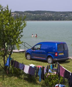 Węgrów nie stać na wakacje nad Balatonem. Taniej jest za granicą