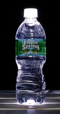 Woda w butelce Poland Spring