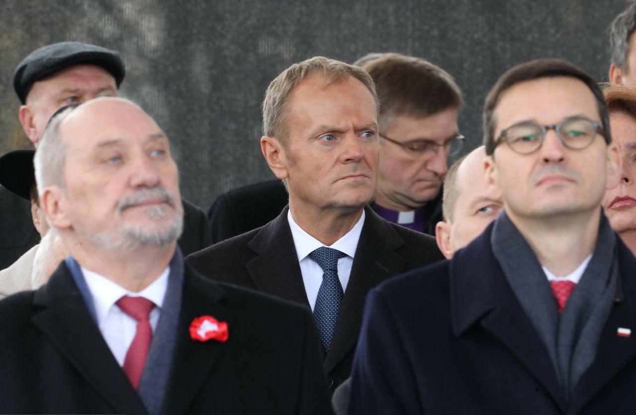 "Nie ma żadnego sensu". Po co PiS pyta o wiek emerytalny w referendum? [OPINIA]